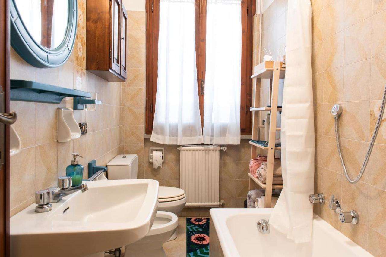 Apartment Holiday Versilia Camaiore Bagian luar foto
