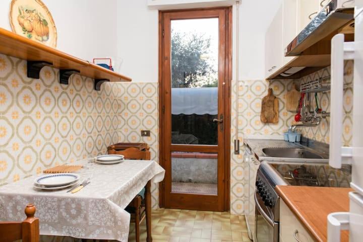 Apartment Holiday Versilia Camaiore Bagian luar foto