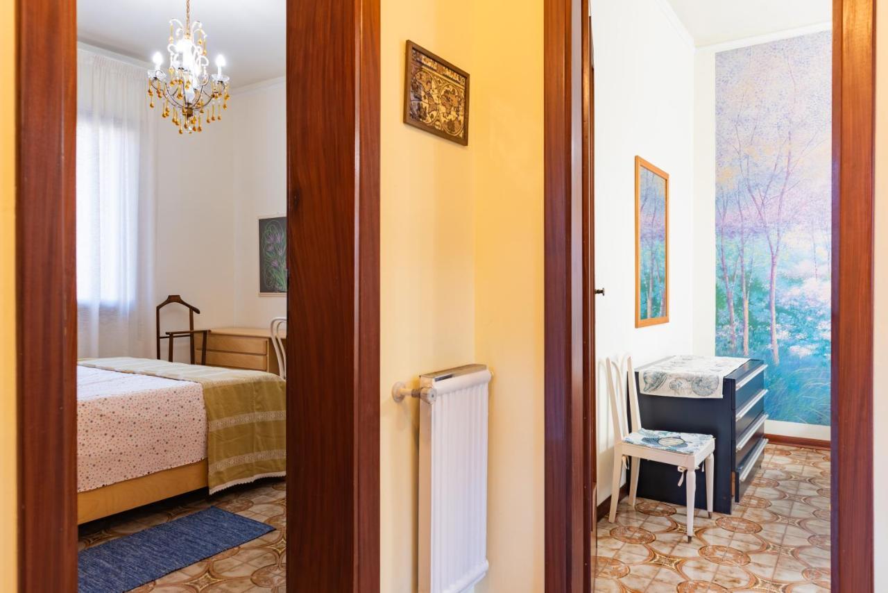 Apartment Holiday Versilia Camaiore Bagian luar foto
